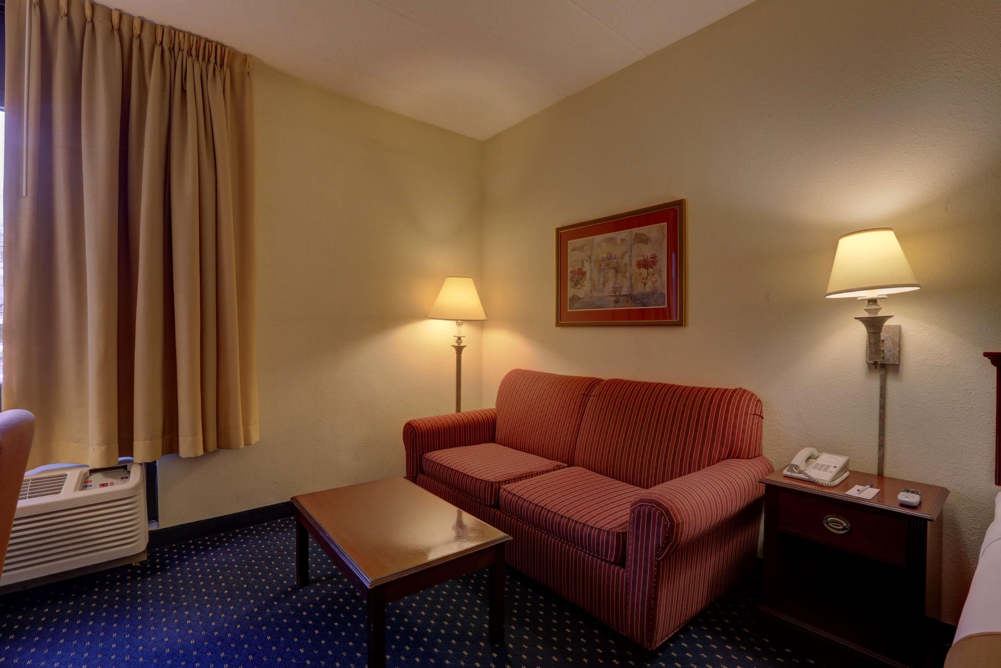 Best Western Plus North Odessa Inn & Suites Buitenkant foto