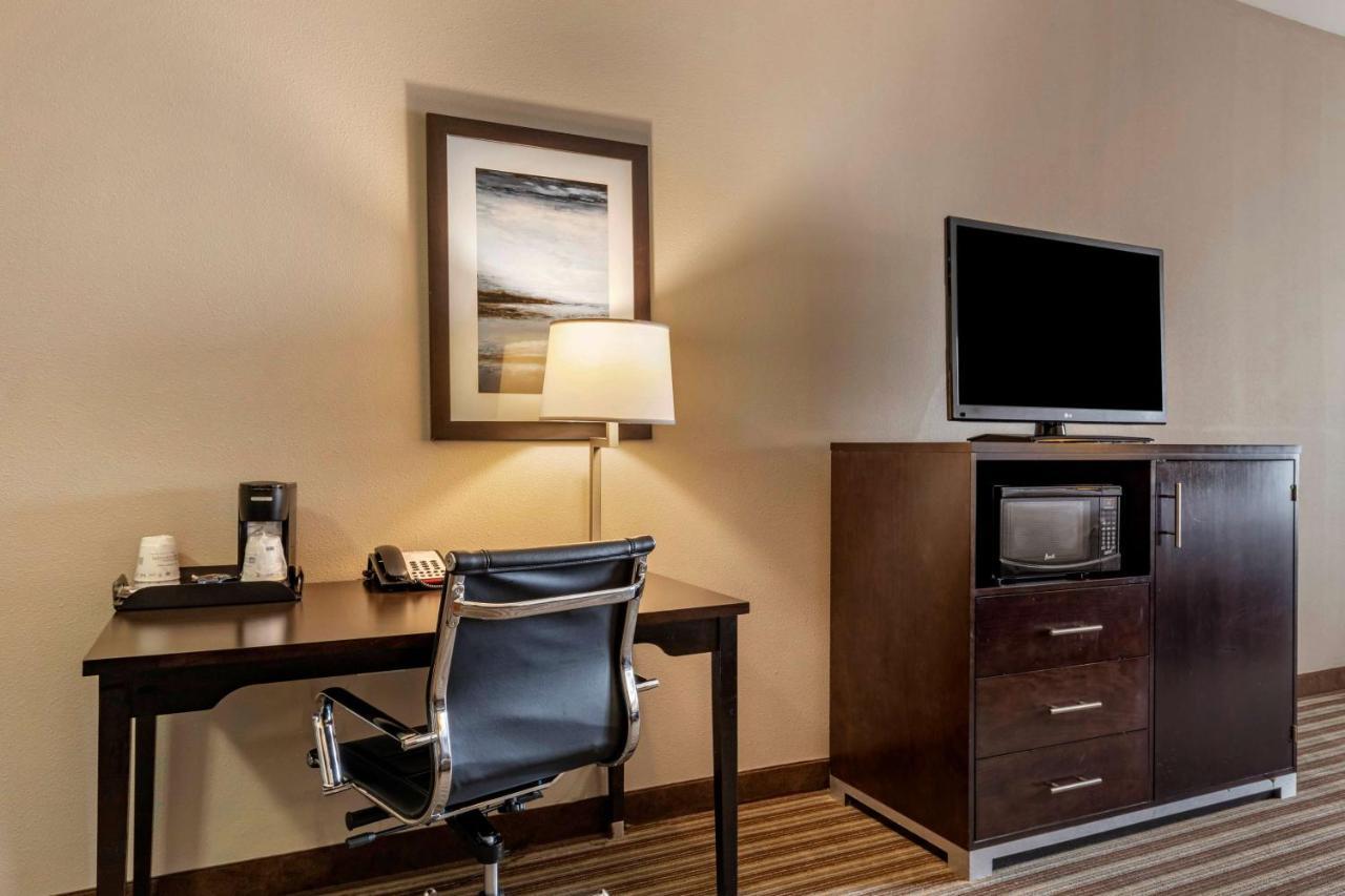 Best Western Plus North Odessa Inn & Suites Buitenkant foto